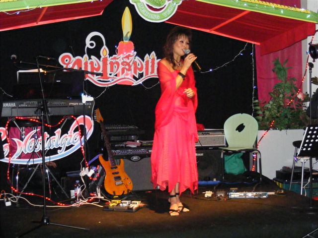 promotiondvdlao131208Paris 018.jpg